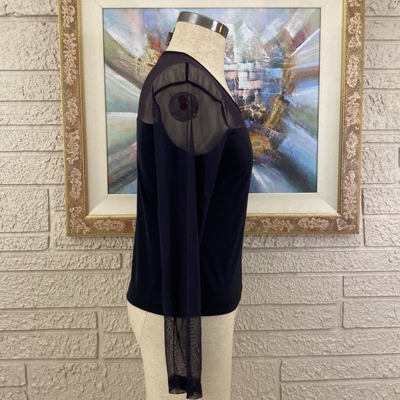 Gioano Sheer Mesh Contrast Pullover Style Knit Top - Picture 2 of 8